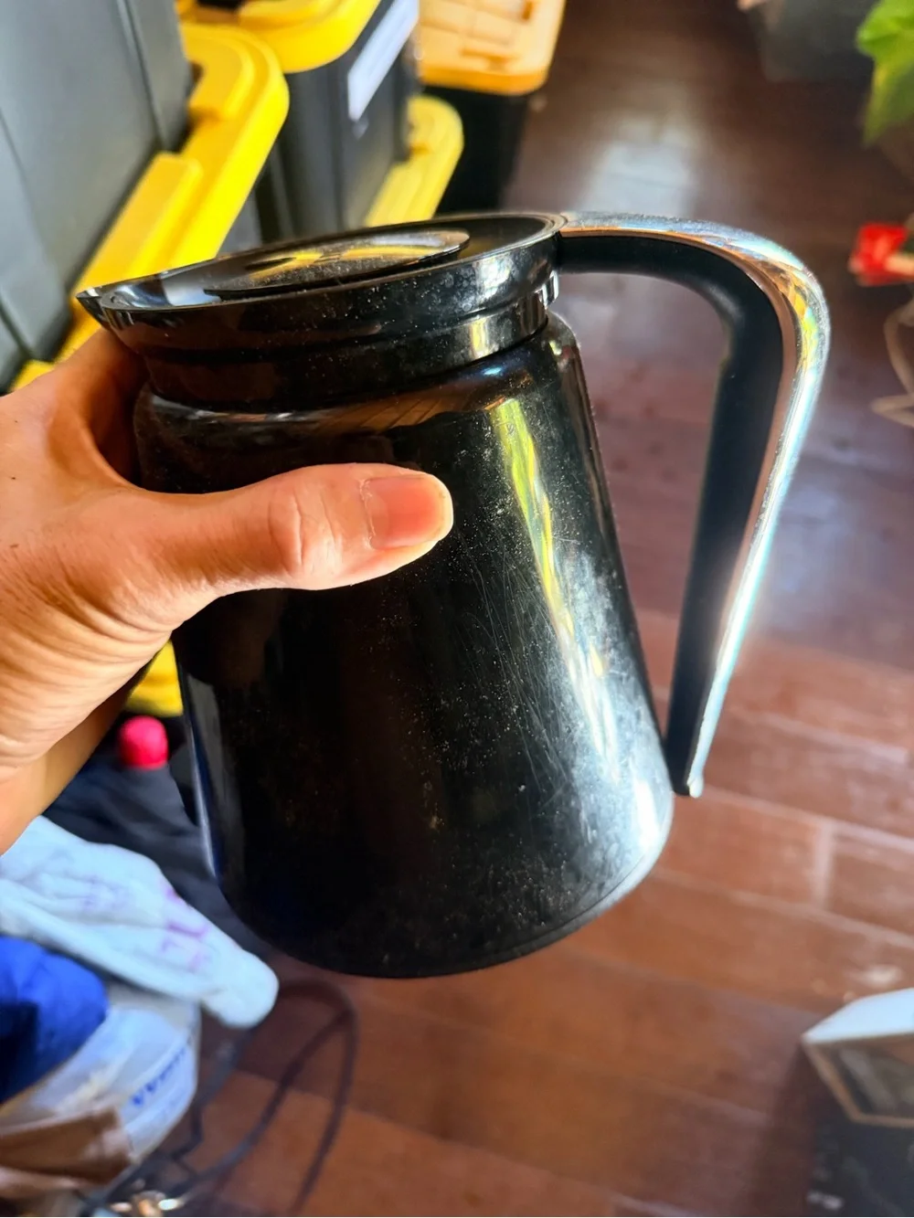 Keurig Black Plastic Coffee Carafe with Handle great for an extra GUC